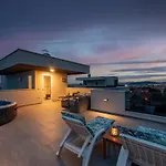 Apartment Luxury Elena - *