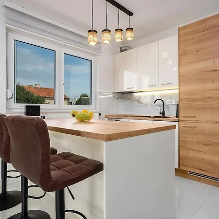 Apartment Luxury Elena - Zadar