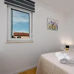 Apartamento Luxury Elena - *