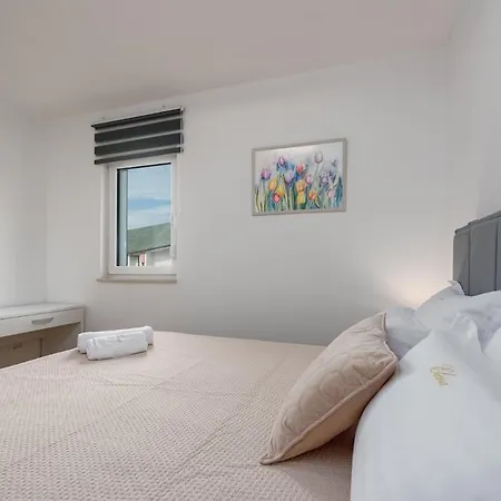 Luxury Elena - Apartment *